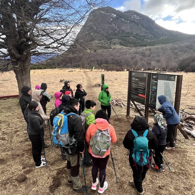 Martín Pescador Tours - Trekking Cerro Negro en Coyhaique