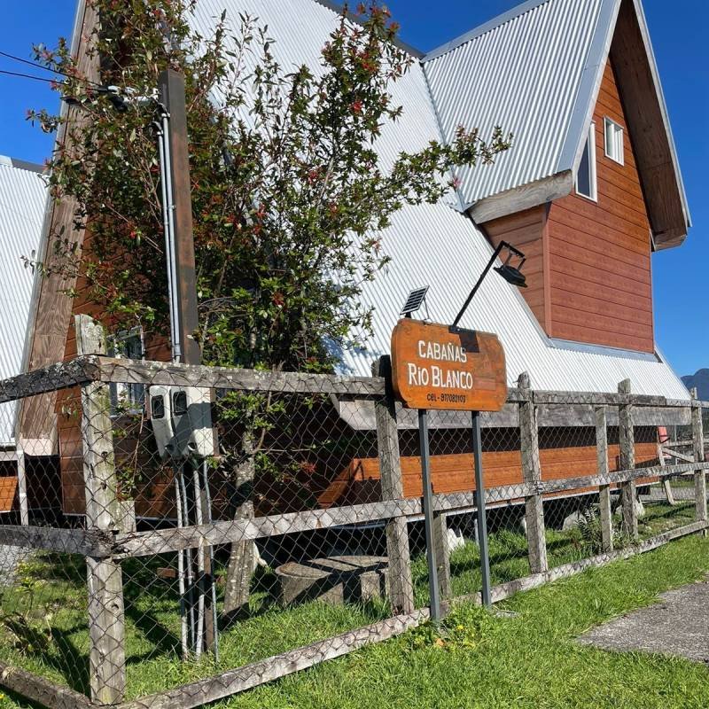 Cabañas Río Blanco Chaitén