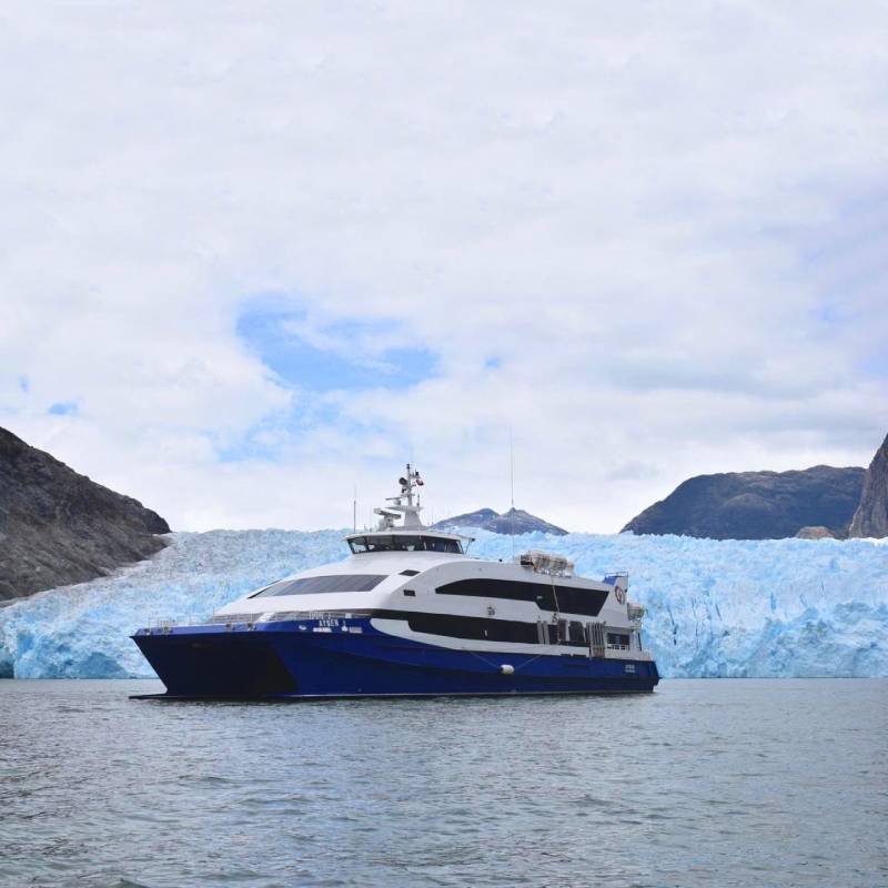 Cantaria Austral - Navegación a Laguna San Rafael desde Puerto Chacabuco