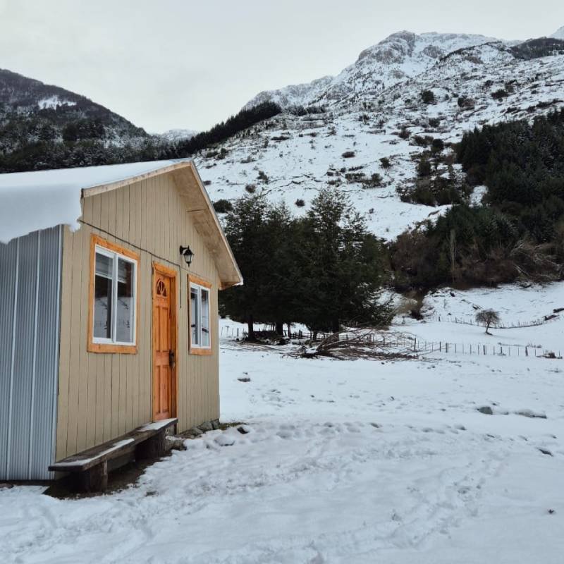 Hospedaje Y Cabaña El Arroyito - Futaleufú